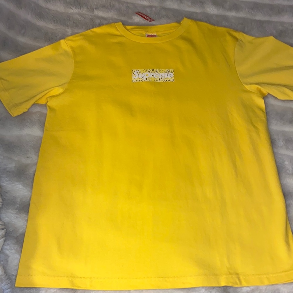 NWT Supreme T-shirt XL